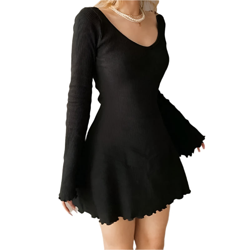 Atheena - Stilvolle Minikleid mit Schwingenden Ärmeln