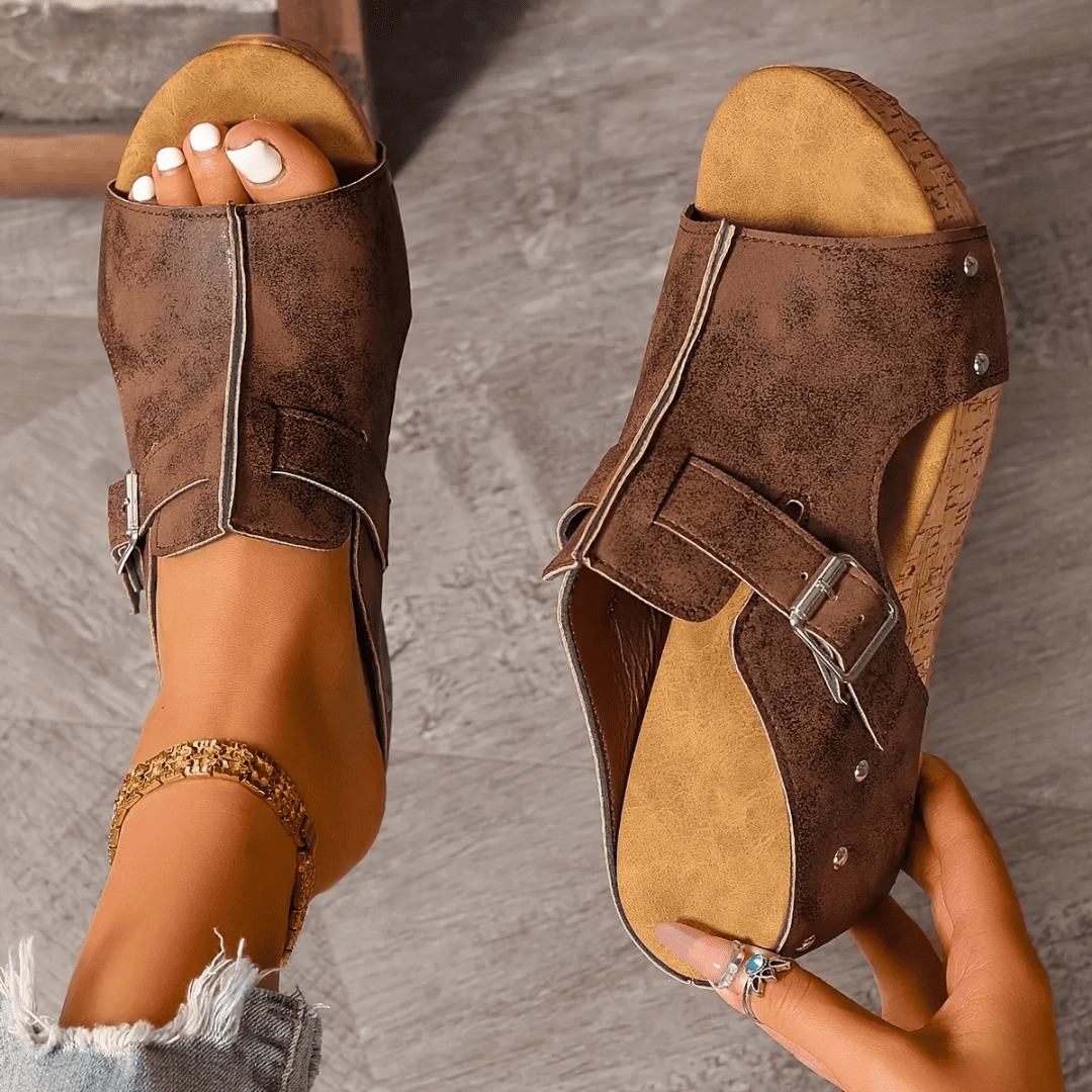 Coleen - Sandalias de cuña con tiras ajustables