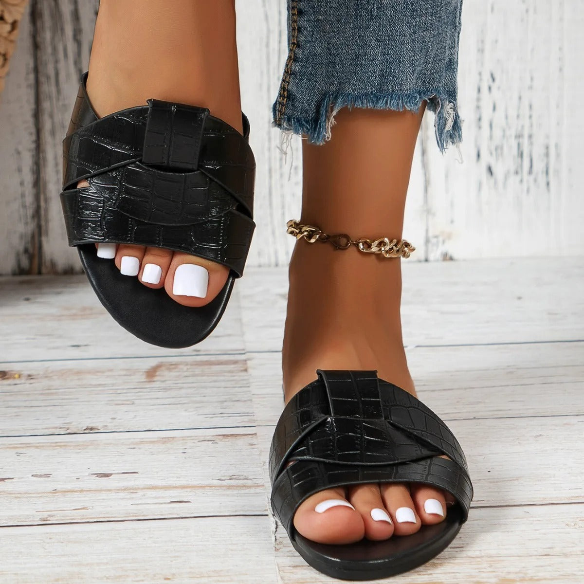 Julie - Sandalen mit Kreuzriemen