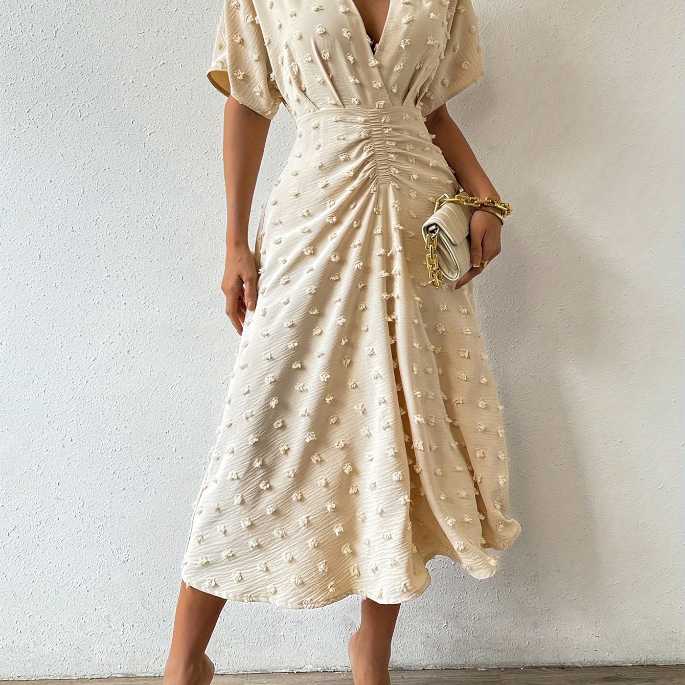 Selma – Vestido midi plisado acogedor con escote en V