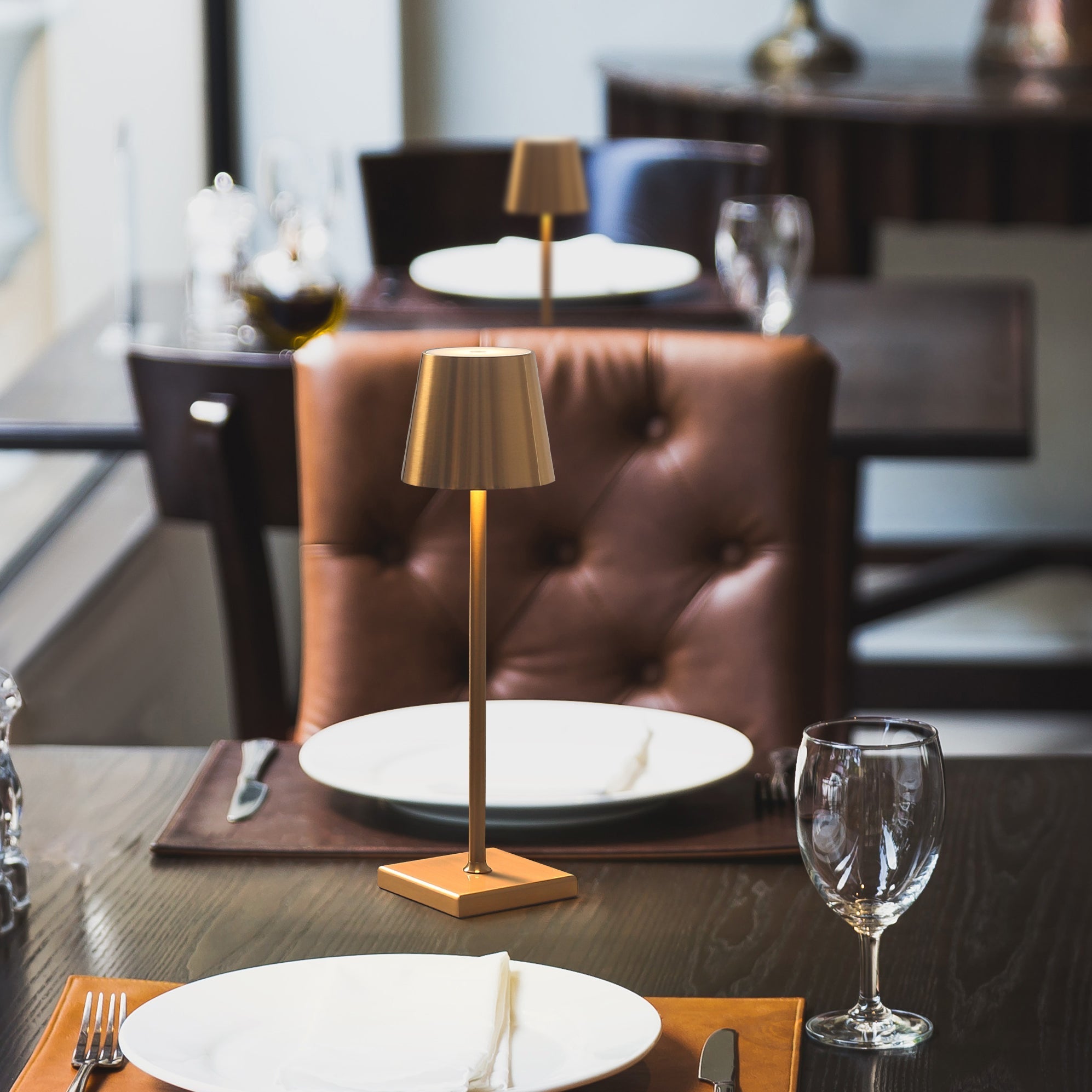 BrassGuard - 38cm IP54 drahtloses Licht