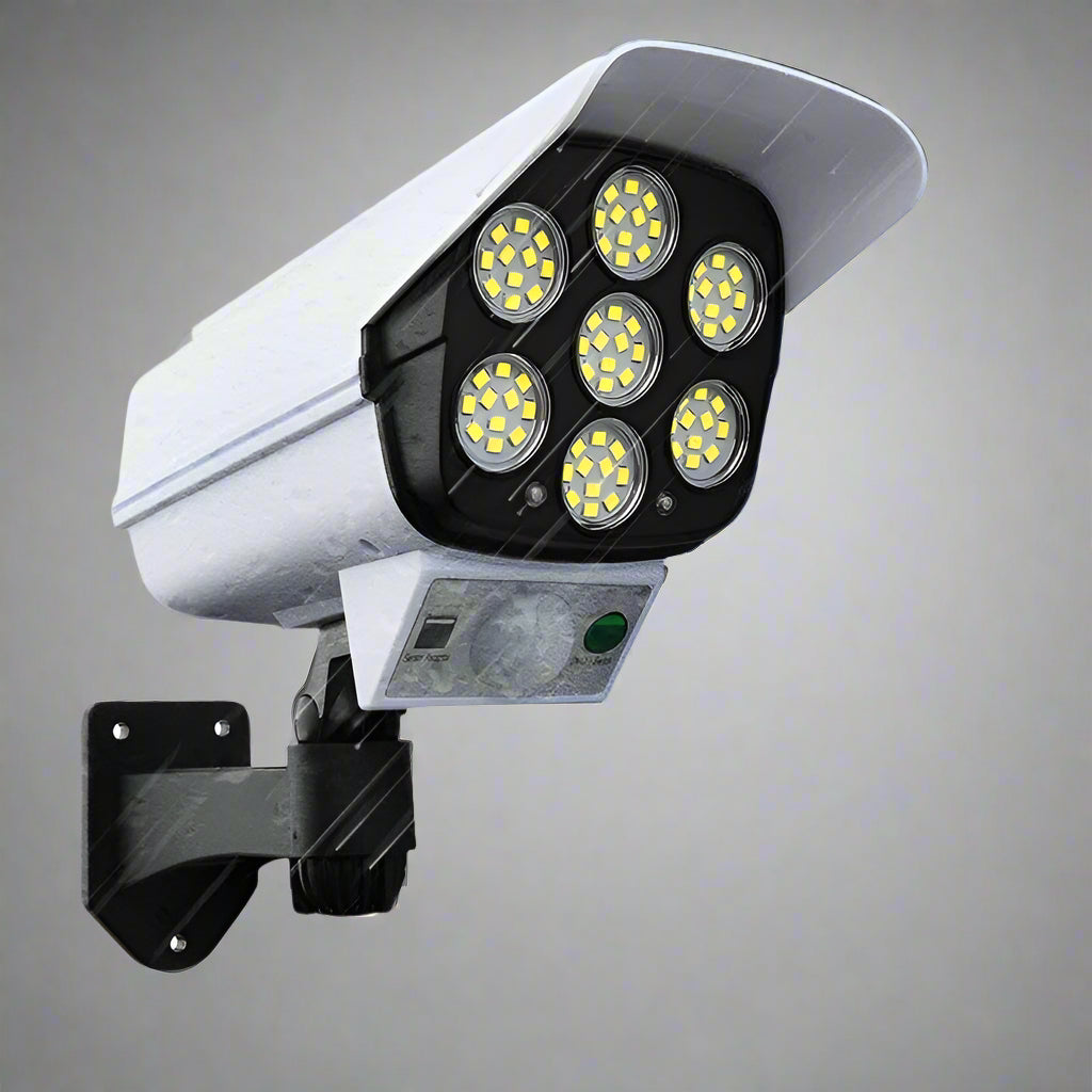 SafeCam - Solarbetriebener LED-Scheinwerfer mit integrierter Überwachungskamera im Sicherheitskamera-Design