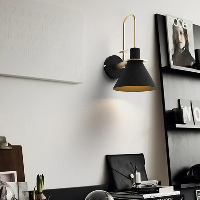 GlowMax – Moderne verstellbare Wandleuchte