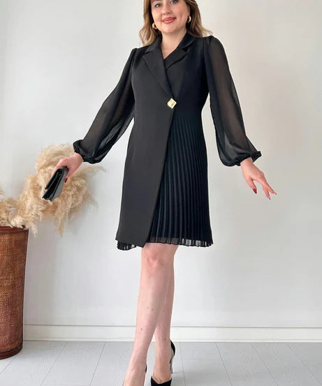 Amalia - Elegantes Plisseekleid mit Puffärmeln in knielanger Länge