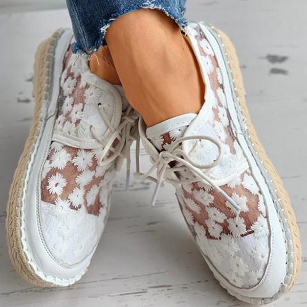 Jasmin - Lässige floral Schnürschuhe