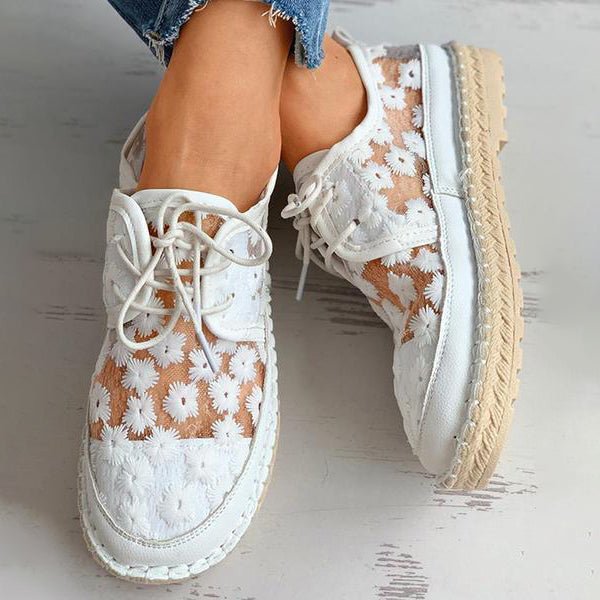 Jasmin - Lässige floral Schnürschuhe