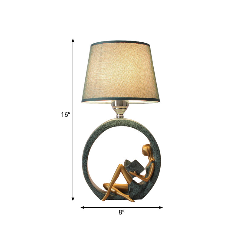 Avelyn | Yndefuld Leserharz Tischlampe mit blauer Stoffschirm