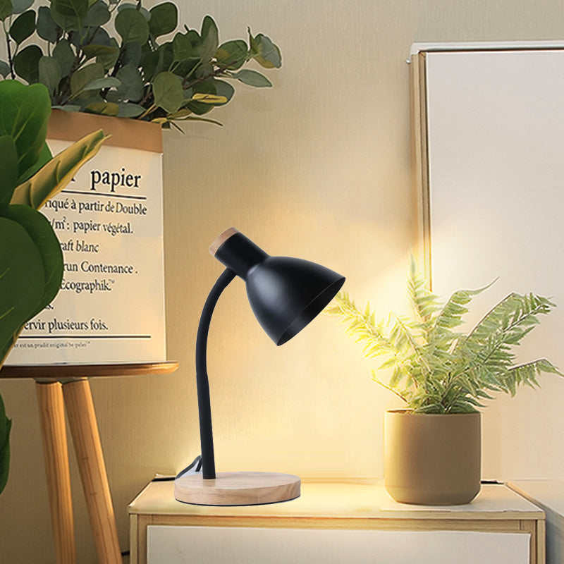 LumaBend | Schlanke LED-Tischlampe mit flexiblem Hals und Holzfuß