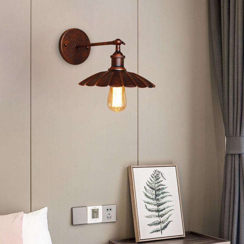 AntiqRay – Verstellbare retro Wandleuchte mit Muschel-Design