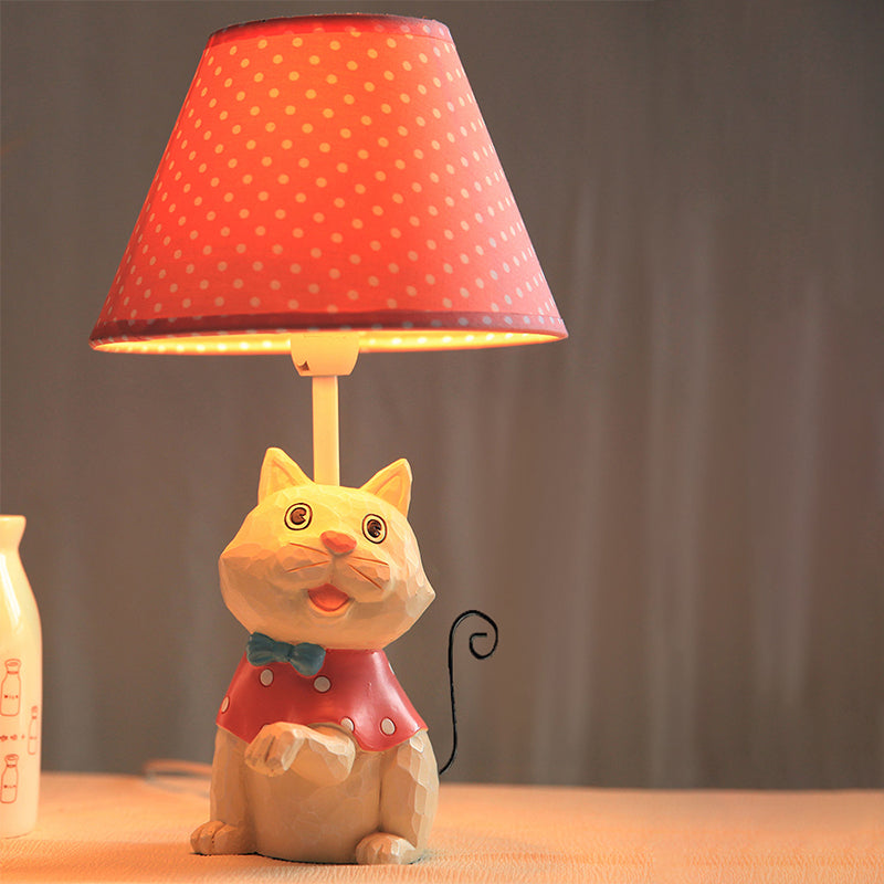 Pawsome – Süße kegelförmige Tischlampe