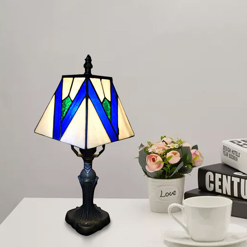 Lustria – Vintage-inspirierte Tiffany-Glas-Schreibtischlampe