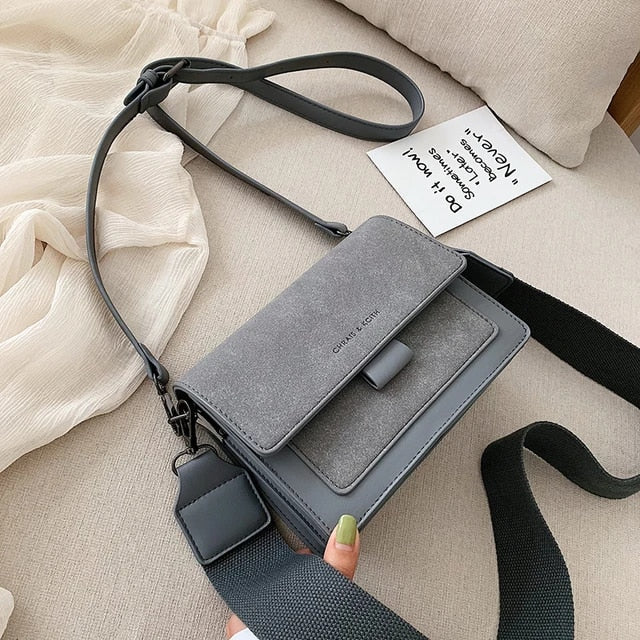 Avery – Lille Elegance Umhängetasche