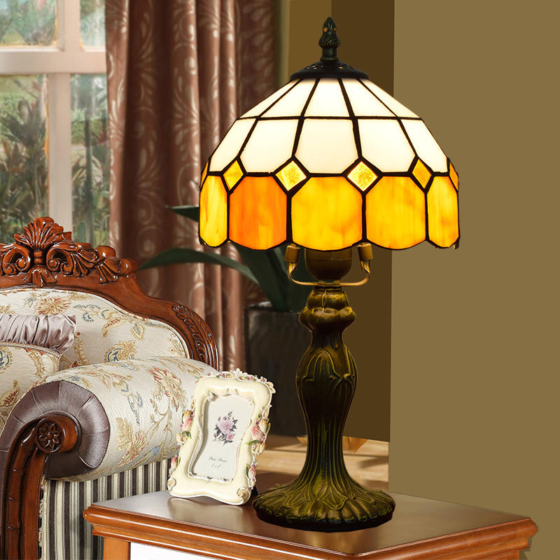Velmira | Vintage Glow Tischlampe mit gelbem Gitternetzschirm