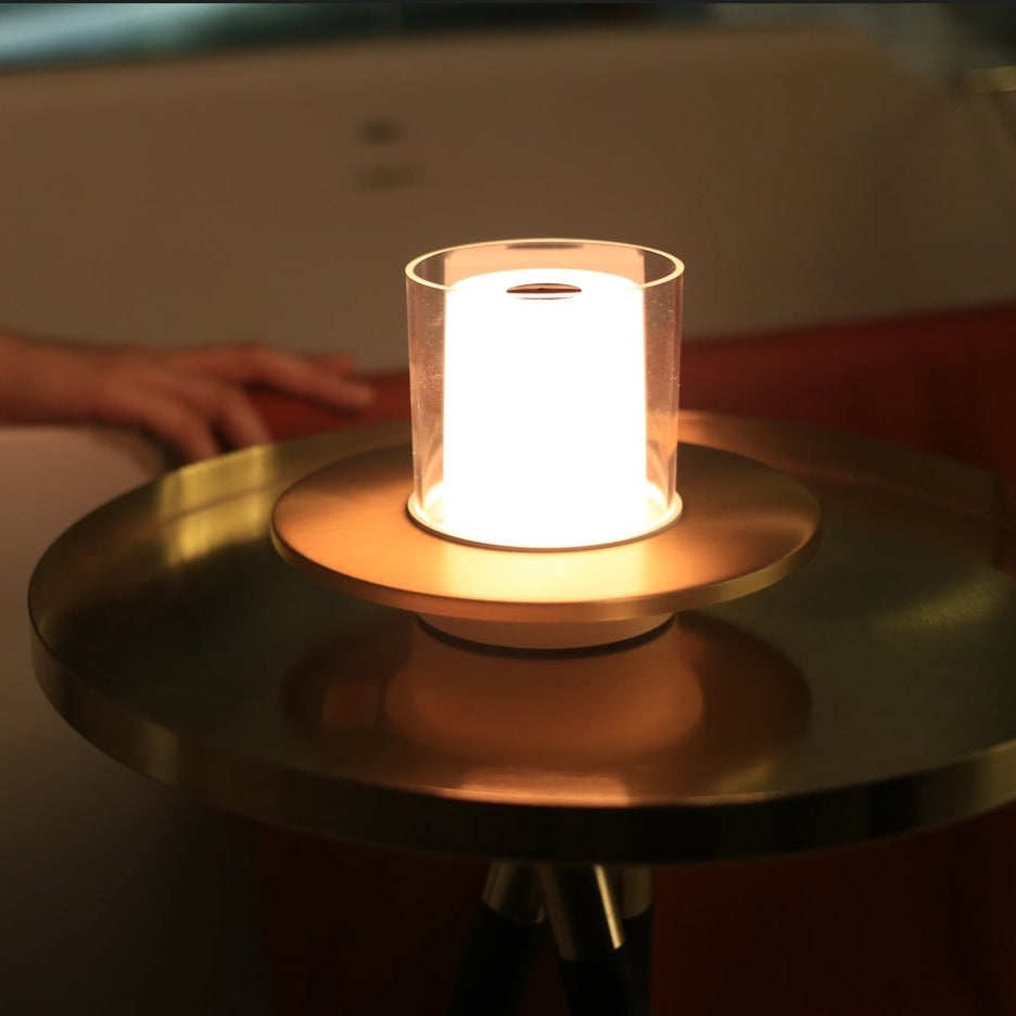 AuraSync – Intelligente bewegungs gesteuerte Lampe