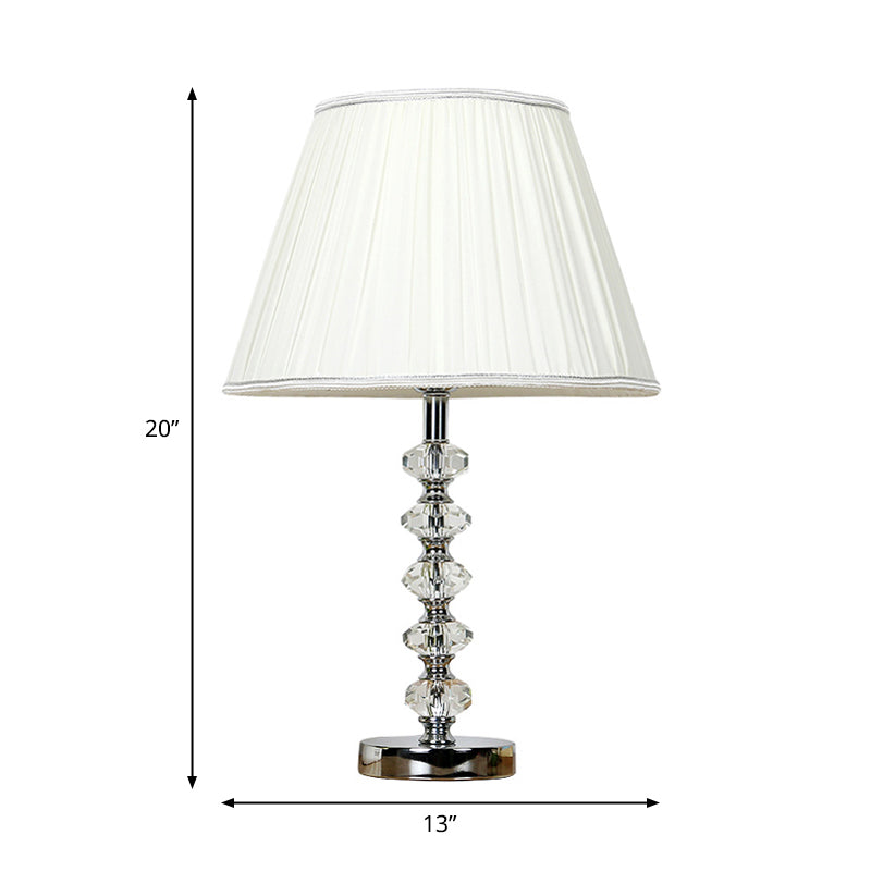 Claravelle – Klassische Tischlampe mit zusammengefasstem Schirm und Kristalldetail