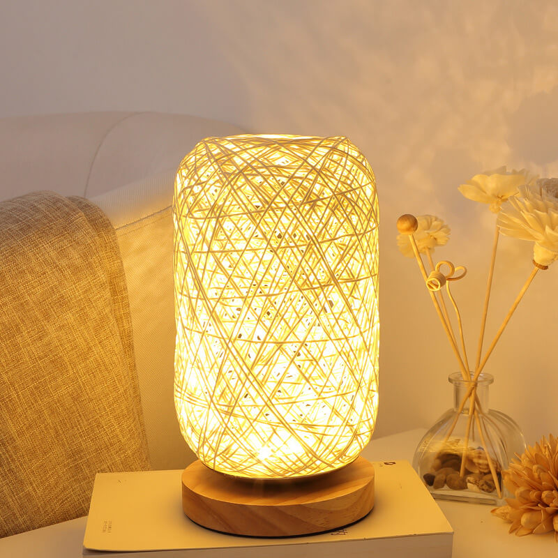 Dimmbar und dekorative Rattan-Kugel LED Tischlampe