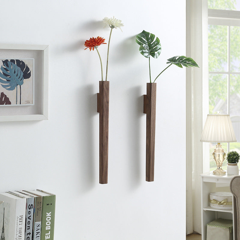 FloraFrame – Minimalistischer Wandvase aus Holz