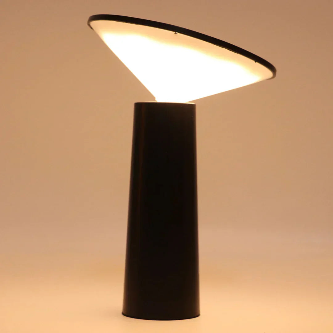 LumiFlex – Verstellbare drahtlose Tischlampe mit 360° Rotation