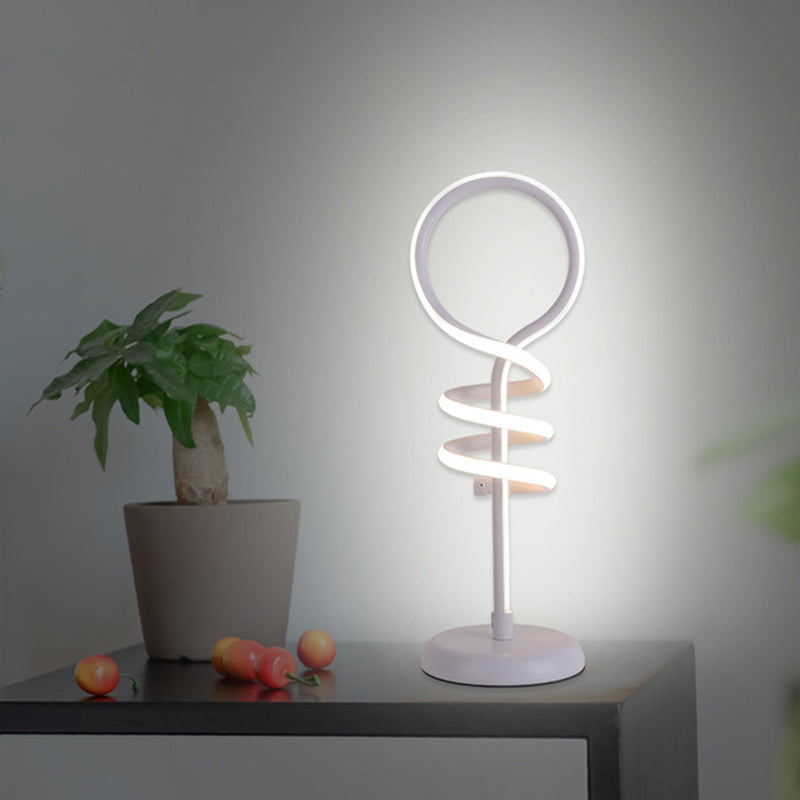 Swirla – Modernes, von Lollipops inspiriertes Leselicht