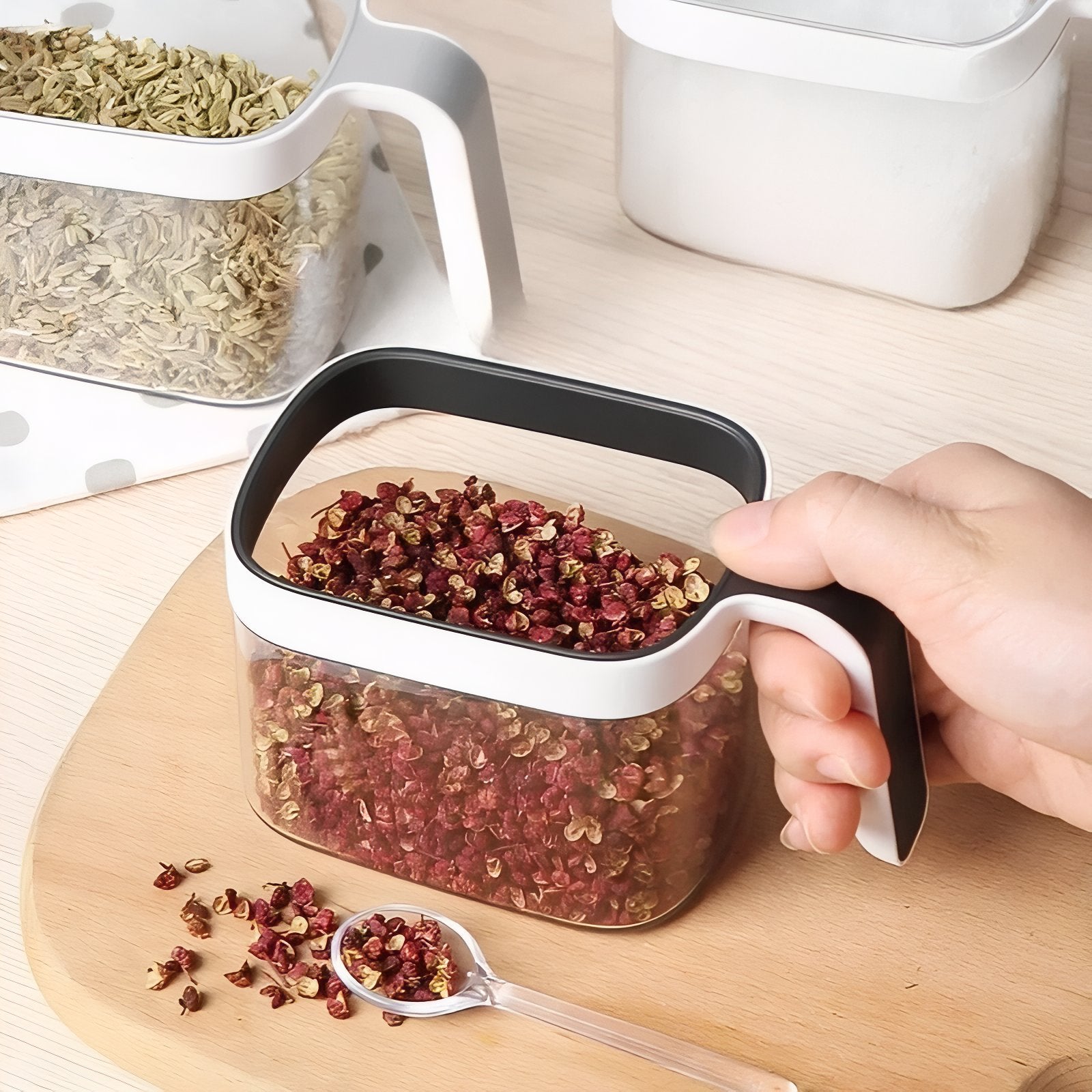 SpiceStack - Transparente, stapelbare Gewürzbehälter