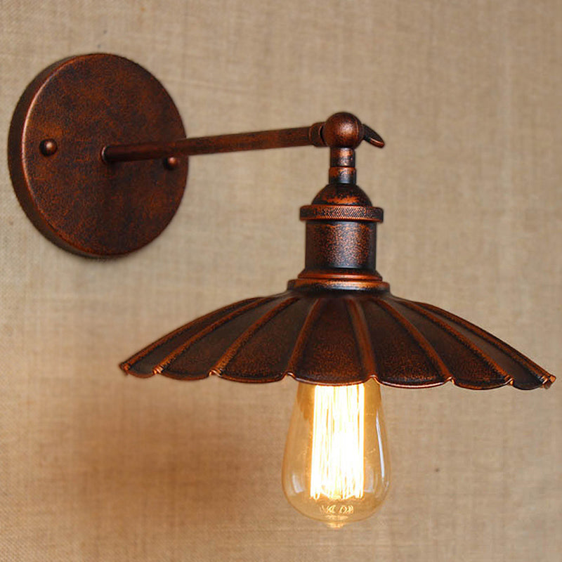 AntiqRay – Verstellbare retro Wandleuchte mit Muschel-Design