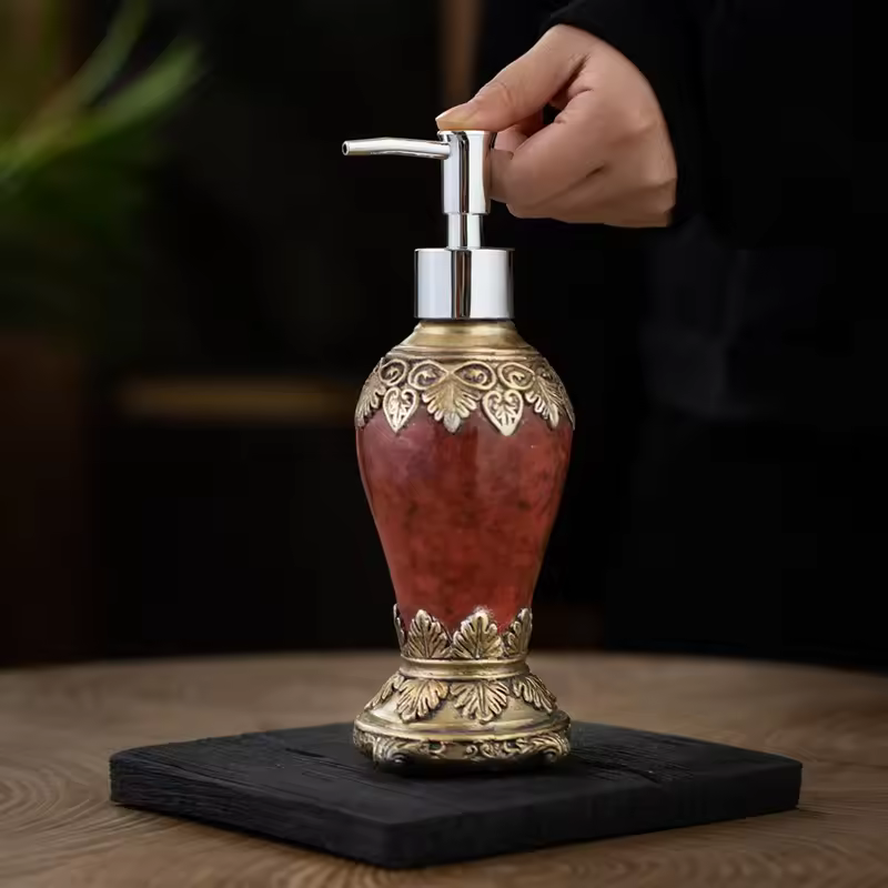 Astrid – Eleganter Seifenspender mit zeitlosem Design
