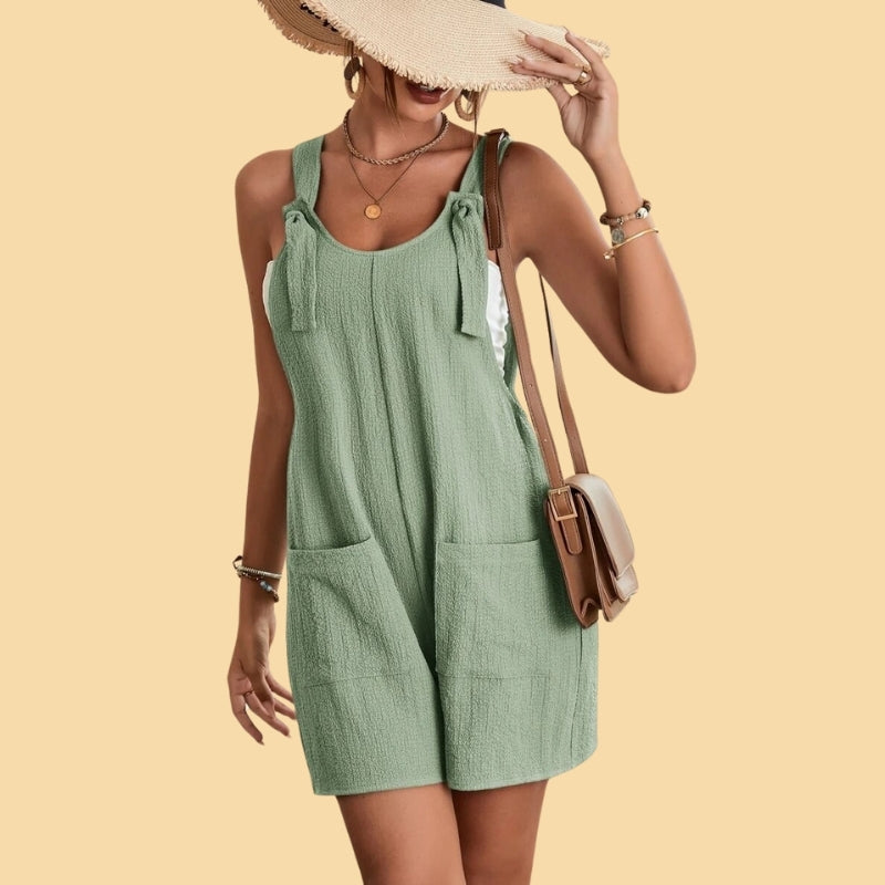 Camila - Lässiger kurzer Overall mit Trägern