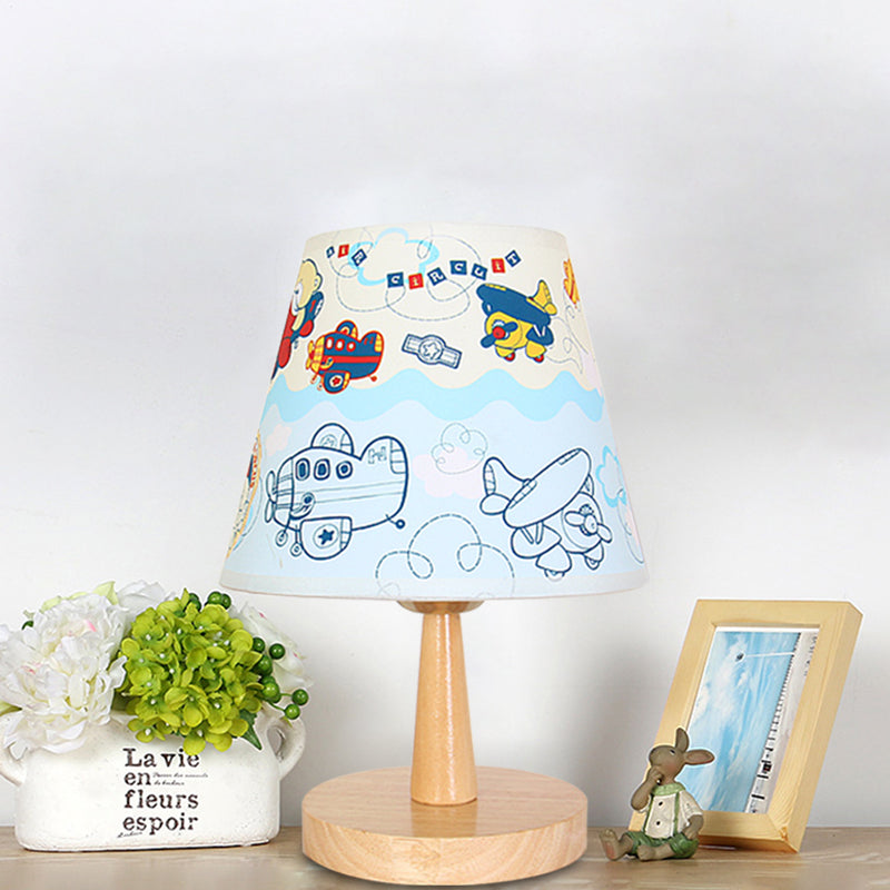 Kidora – Comic-Stoff Tischlampe