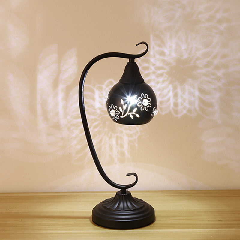 Florinova – Minimalistische schwarze Metallkugelleuchte mit Blumenmustern
