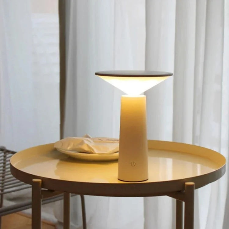 LumiFlex – Verstellbare drahtlose Tischlampe mit 360° Rotation