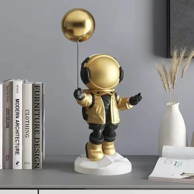 Sternenreisender - Raffinierter Astronaut und Ballonfigur für träumerische Räume