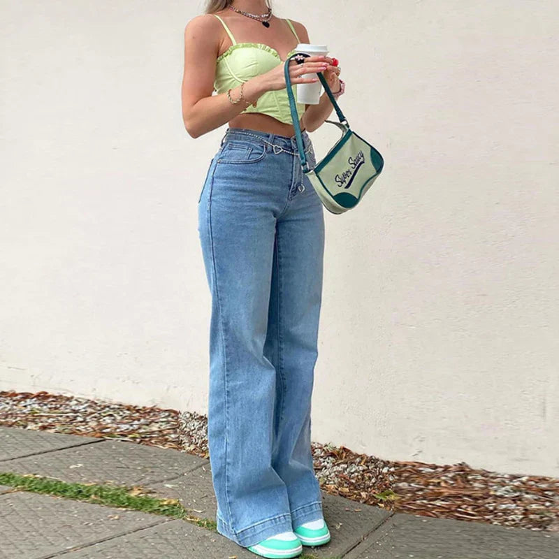 Rhea – Klassische Mid-Waist-Jeans mit zeitlosem Schnitt