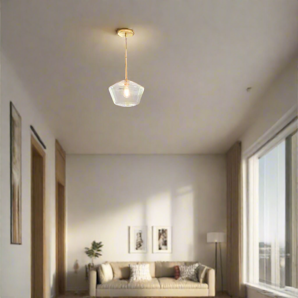 LumaGlow - Elegante Pendelleuchte aus klarem Glas