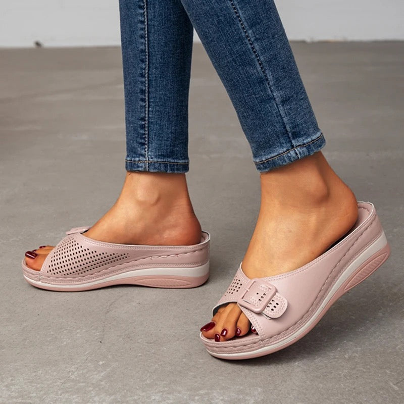Vergie - Chic Kileabsatzschuh mit Spannendetails