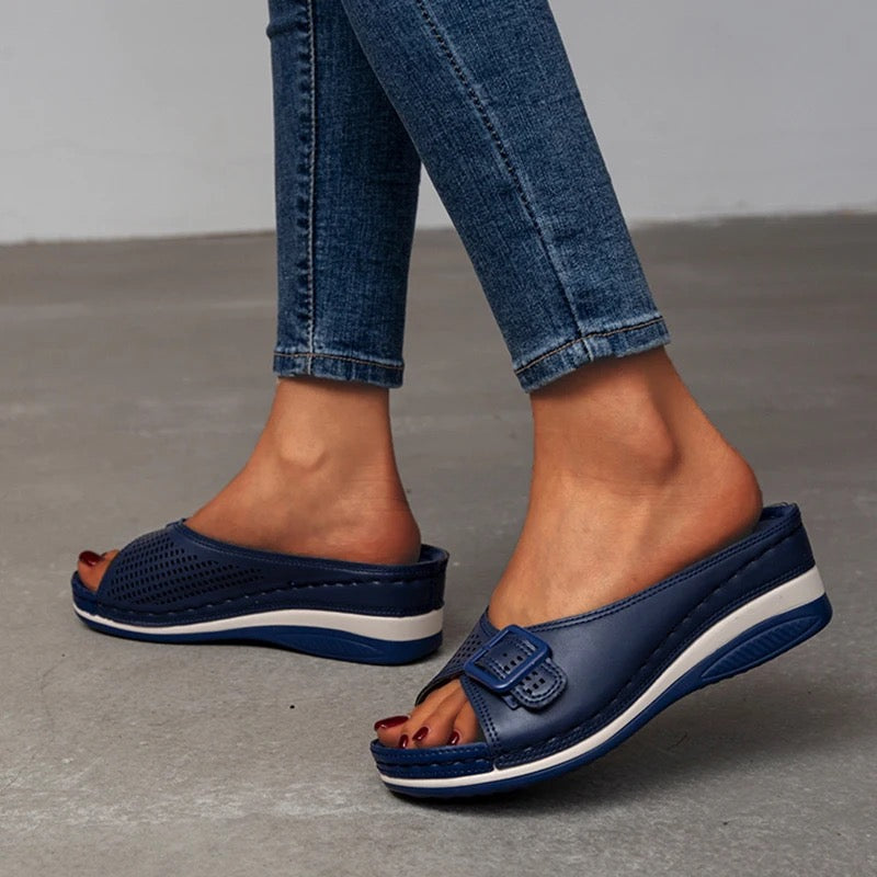 Vergie - Chic Kileabsatzschuh mit Spannendetails
