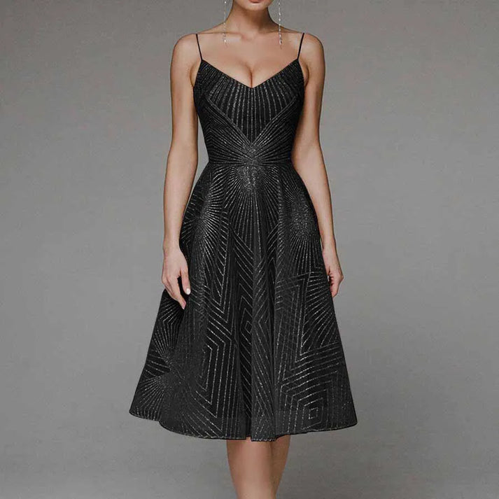 Mandy - Stilvolle Kleid mit offenem Rücken