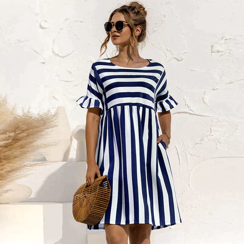 Aliyah - Gestreiftes kurzärmeliges Kleid