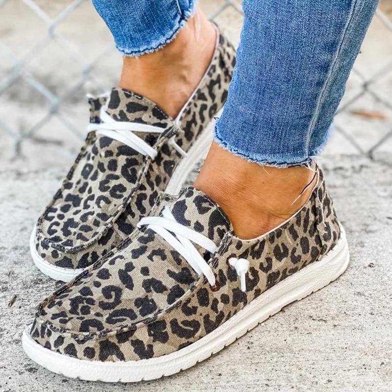 Lina Bequeme Slip-On Schuhe – Stilvoll & Mühelos für den Alltagn
