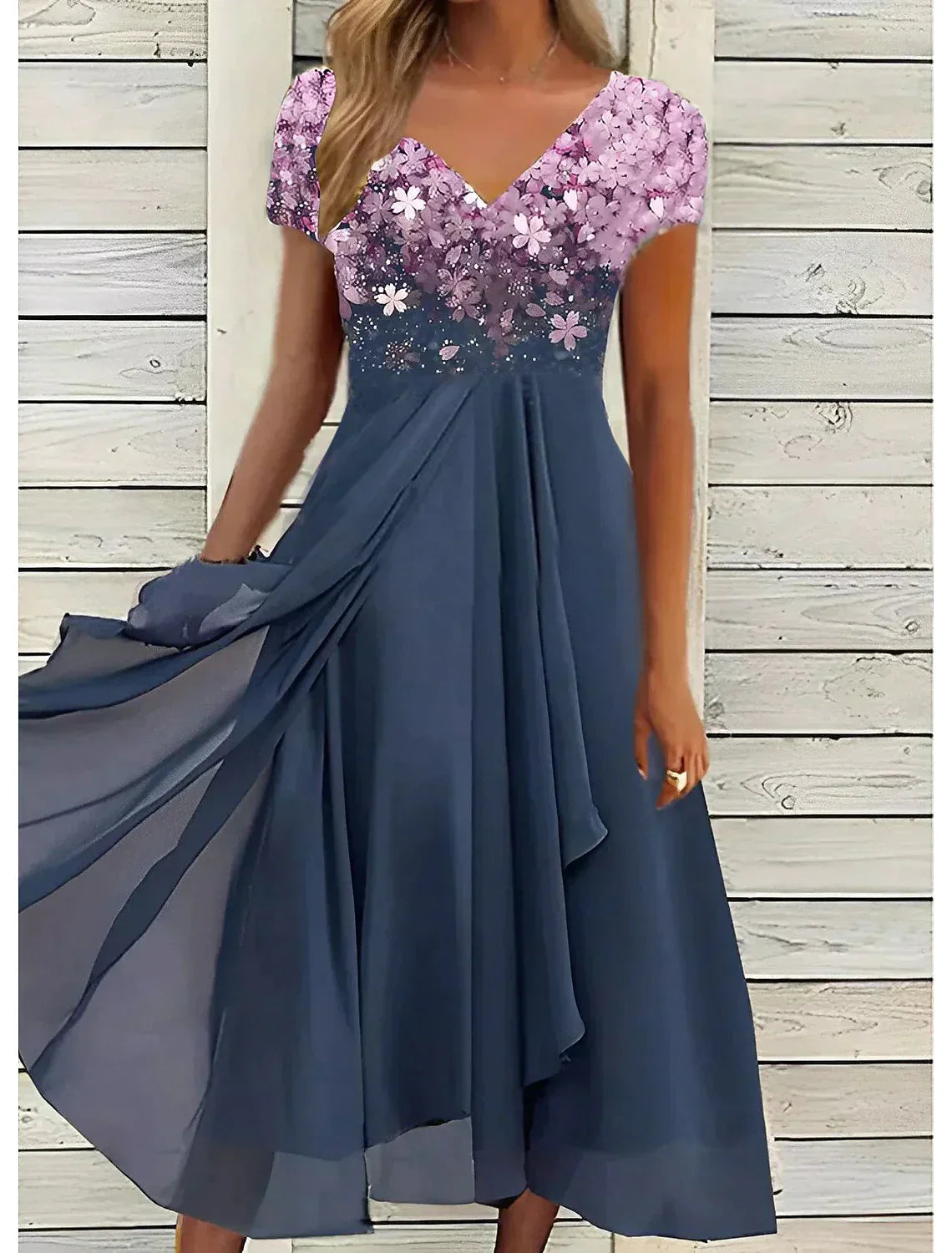 Heidi - Florale Eleganz Midi-Blondenkleid