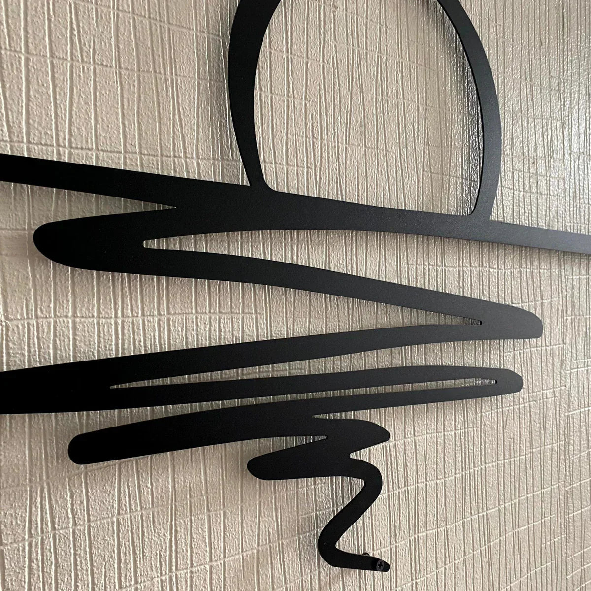 SereneSwirl - Moderne minimalistische Wandkunst für stilvolle Räume