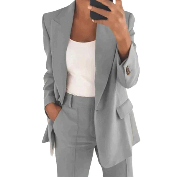 Liva - Blazer und Set
