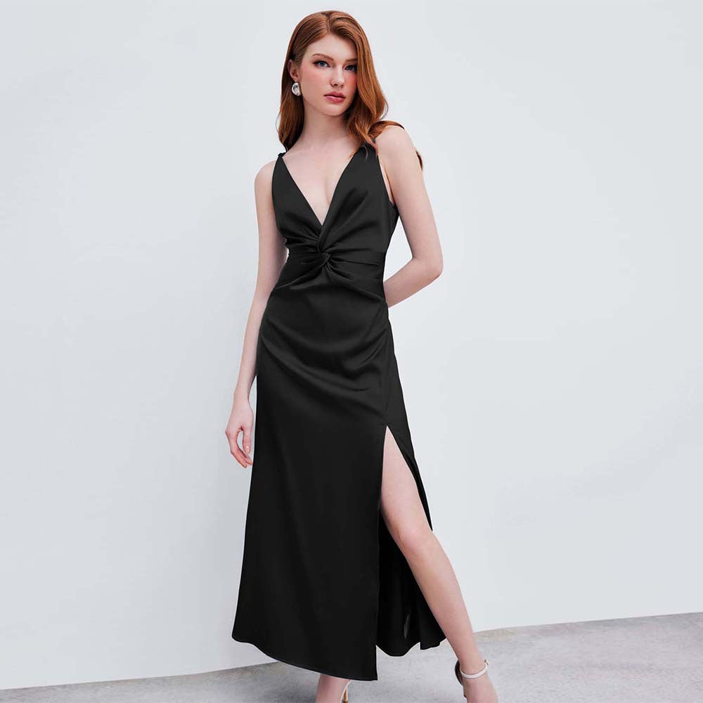 Astrid – Plissierter Maxikleid mit V-Ausschnitt und Seitenschlitz