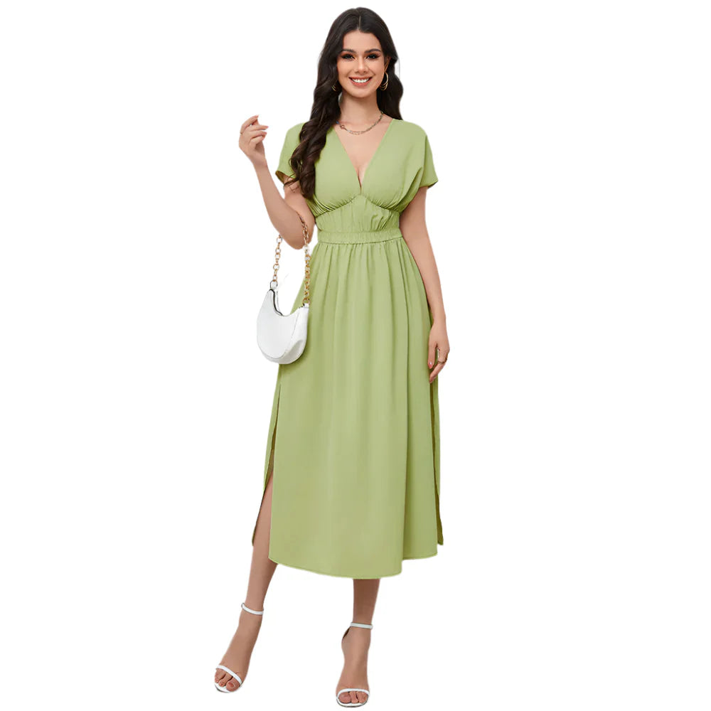 Sassa - Elegantes V-Ausschnittkleid mit hohen Schlitzen