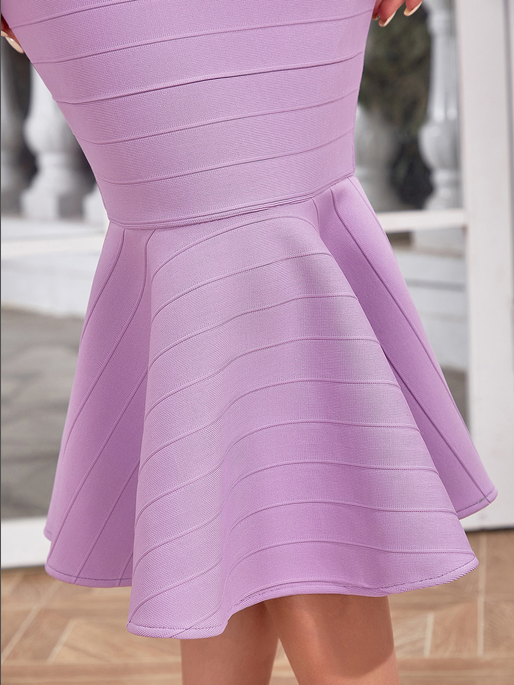Pauline - Bandage Crossover Halter Midi Kleid mit Rüschen am Saum