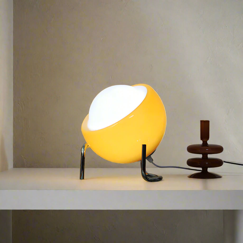 LumoOrb - Tischlampe im Mid-Century-Modern-Stil mit orangefarbenem Kugelschirm