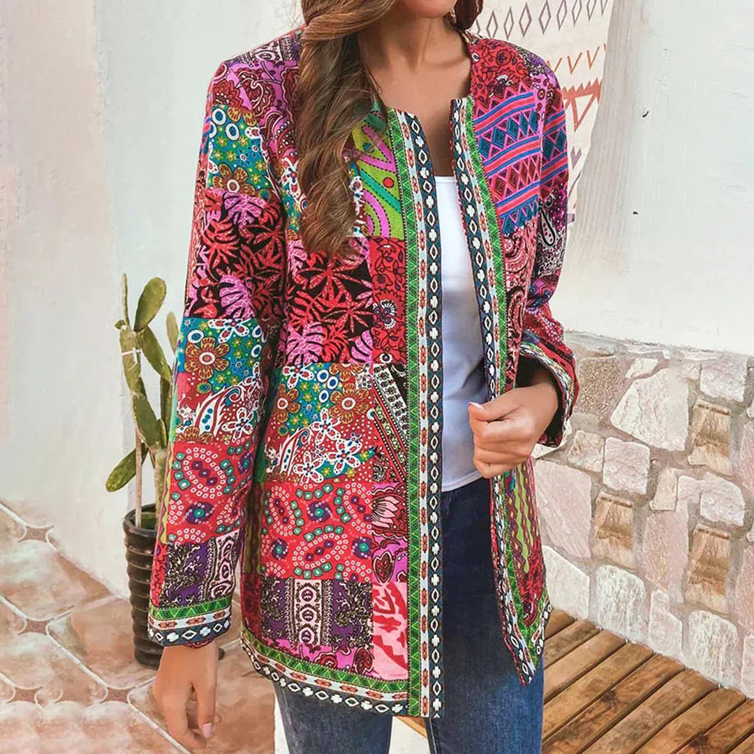 Nora – Klassische Strickjacke mit Rundhalsausschnitt
