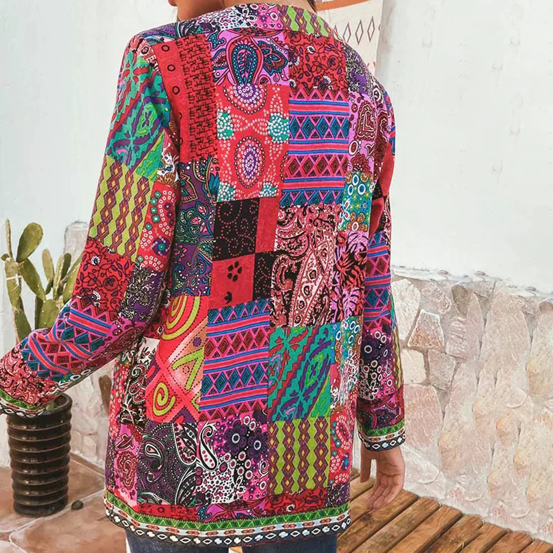 Nora – Klassische Strickjacke mit Rundhalsausschnitt