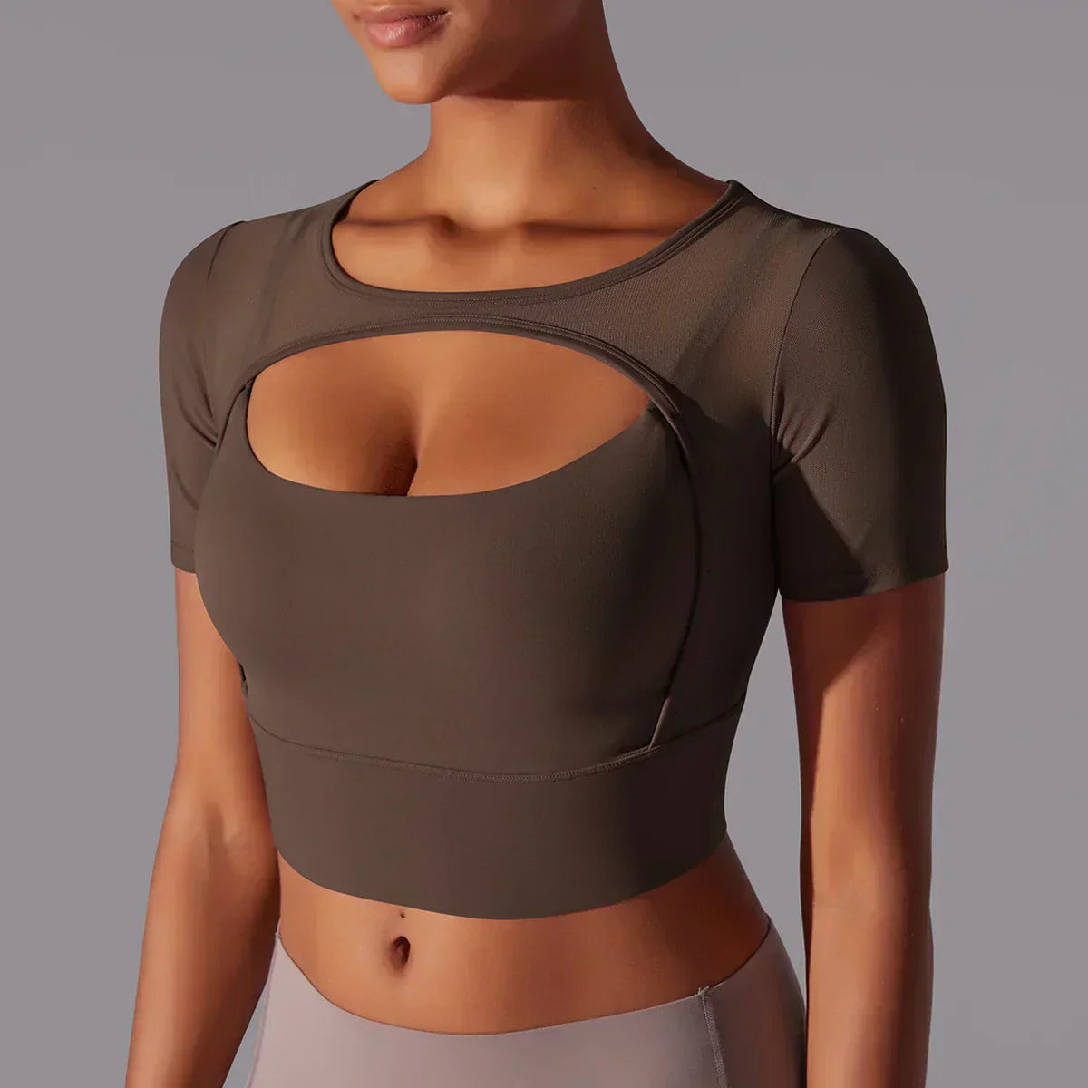 Danielle - Kurzärmliges Sporttop mit Ausschnitt für Frauen
