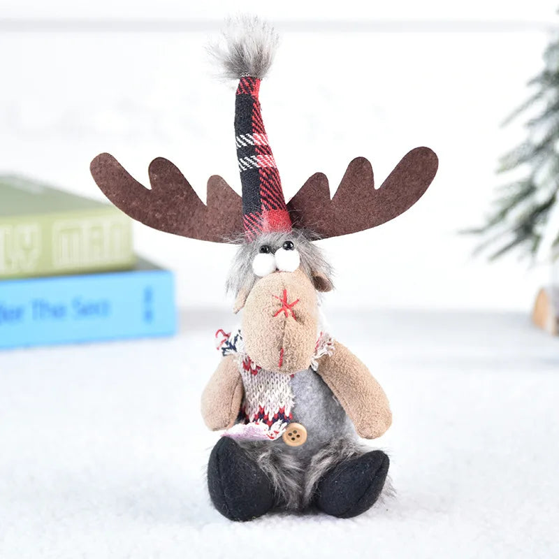 Handgemachte Weihnachtsplüschornamente