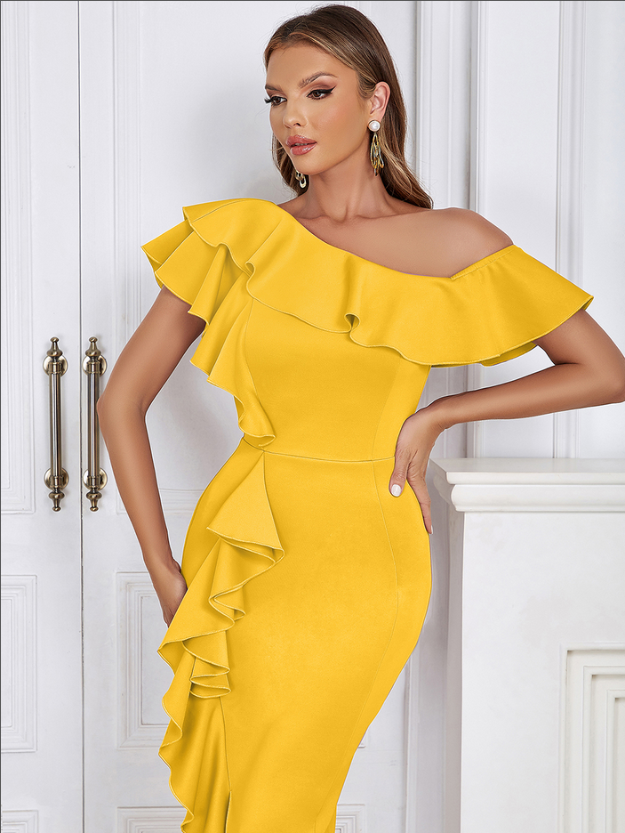Sabine - Asymmetrisches Bodycon-Kleid mit Rüschensaum und Midikleid